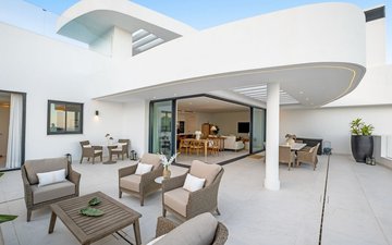 Property slide 24