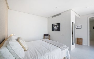 Property slide 38