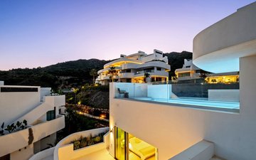 Property slide 70