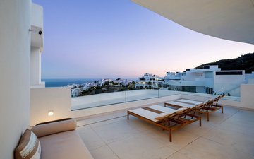 Property slide 72