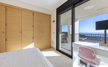Property slide 20