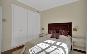 Property slide 16