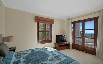 Property slide 20