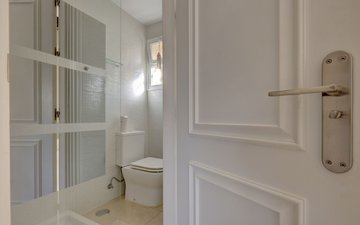 Property slide 24