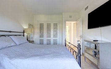 Property slide 30