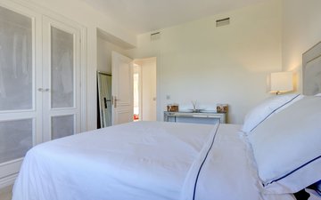 Property slide 42
