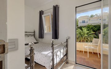 Property slide 46