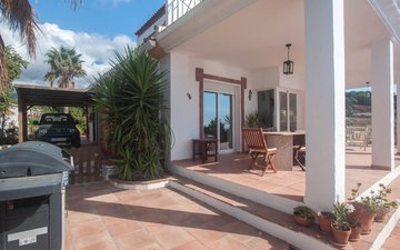 Property slide 46