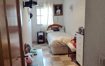 Property slide 14