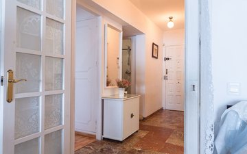 Property slide 17
