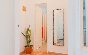 Property slide 25