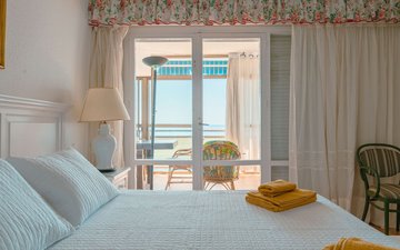 Property slide 44