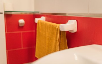 Property slide 75