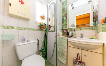 Property slide 15