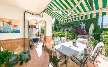 Property slide 25