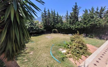 Property slide 10