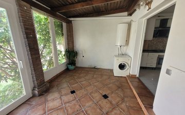 Property slide 20
