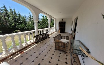 Property slide 21