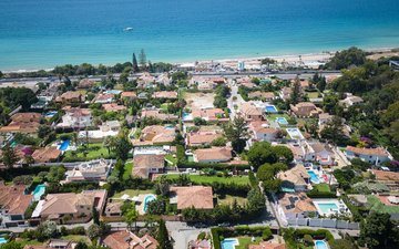 Property slide 30