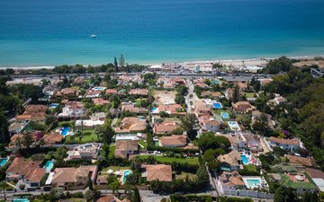 Property slide 33