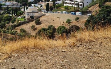 Property slide 16