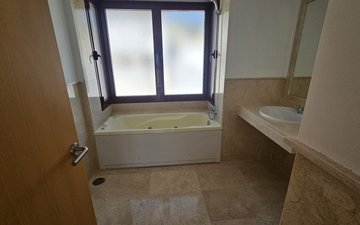 Property slide 17