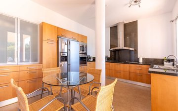 Property slide 24