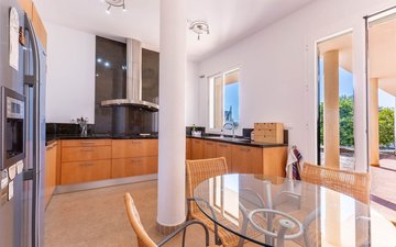 Property slide 27