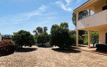 Property slide 44