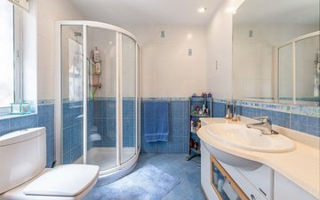 Property slide 17