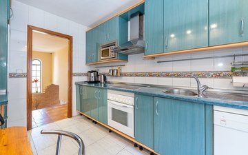 Property slide 20
