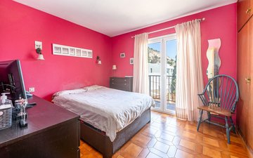 Property slide 21