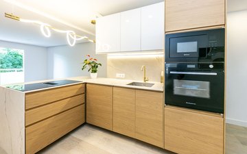 Property slide 7