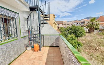 Property slide 20