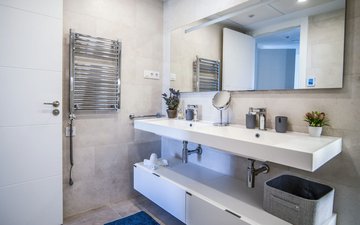Property slide 15