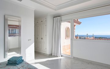 Property slide 18