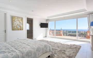 Property slide 25