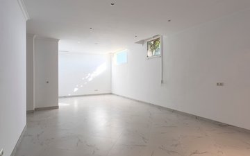 Property slide 38