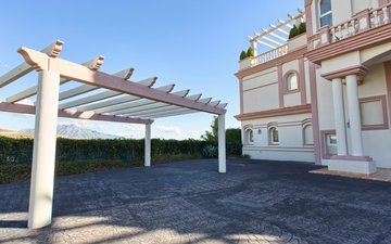 Property slide 44