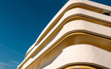 Property slide 18
