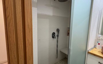 Property slide 20