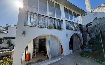 Property slide 4