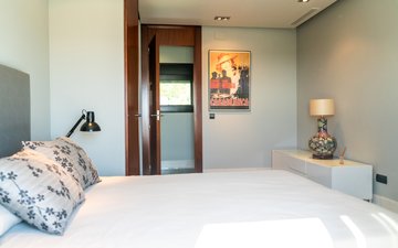 Property slide 16
