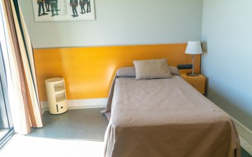Property slide 32