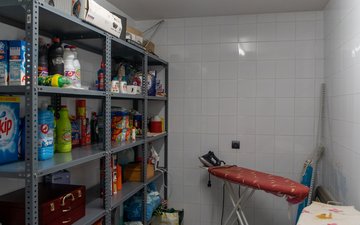 Property slide 39