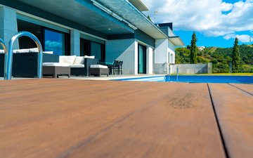 Property slide 44