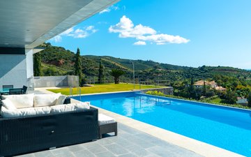 Property slide 48