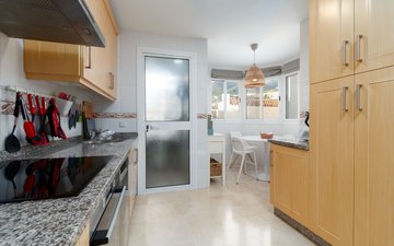 Property slide 10