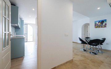 Property slide 10