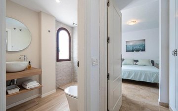 Property slide 17